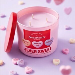 Sweethearts 4Ever Sweet Candle